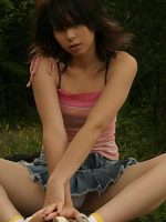 teen ariel lost in the woods!