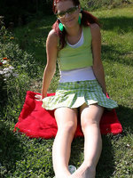 cute teen has picnic fun